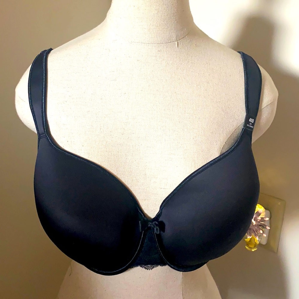 Torrid Bra Size 40 D NWT